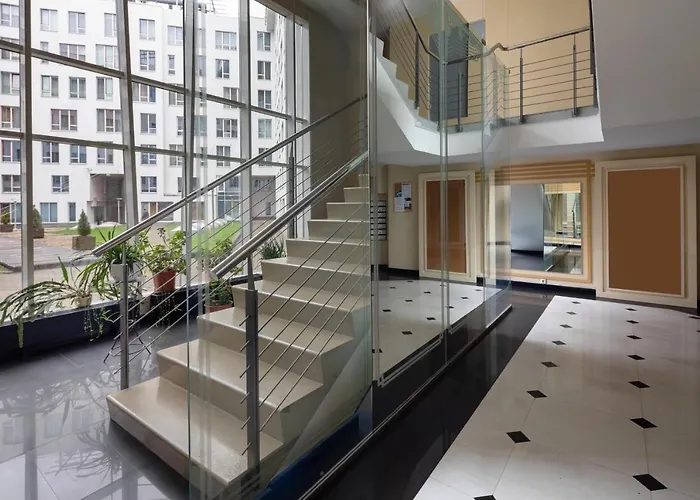 Riverside Design Apartment With Underground Private Parking