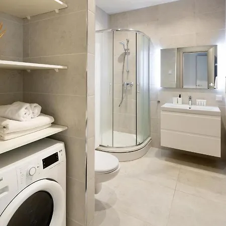 Riverside Design Apartment With Underground Private Parking Riga Exterior foto