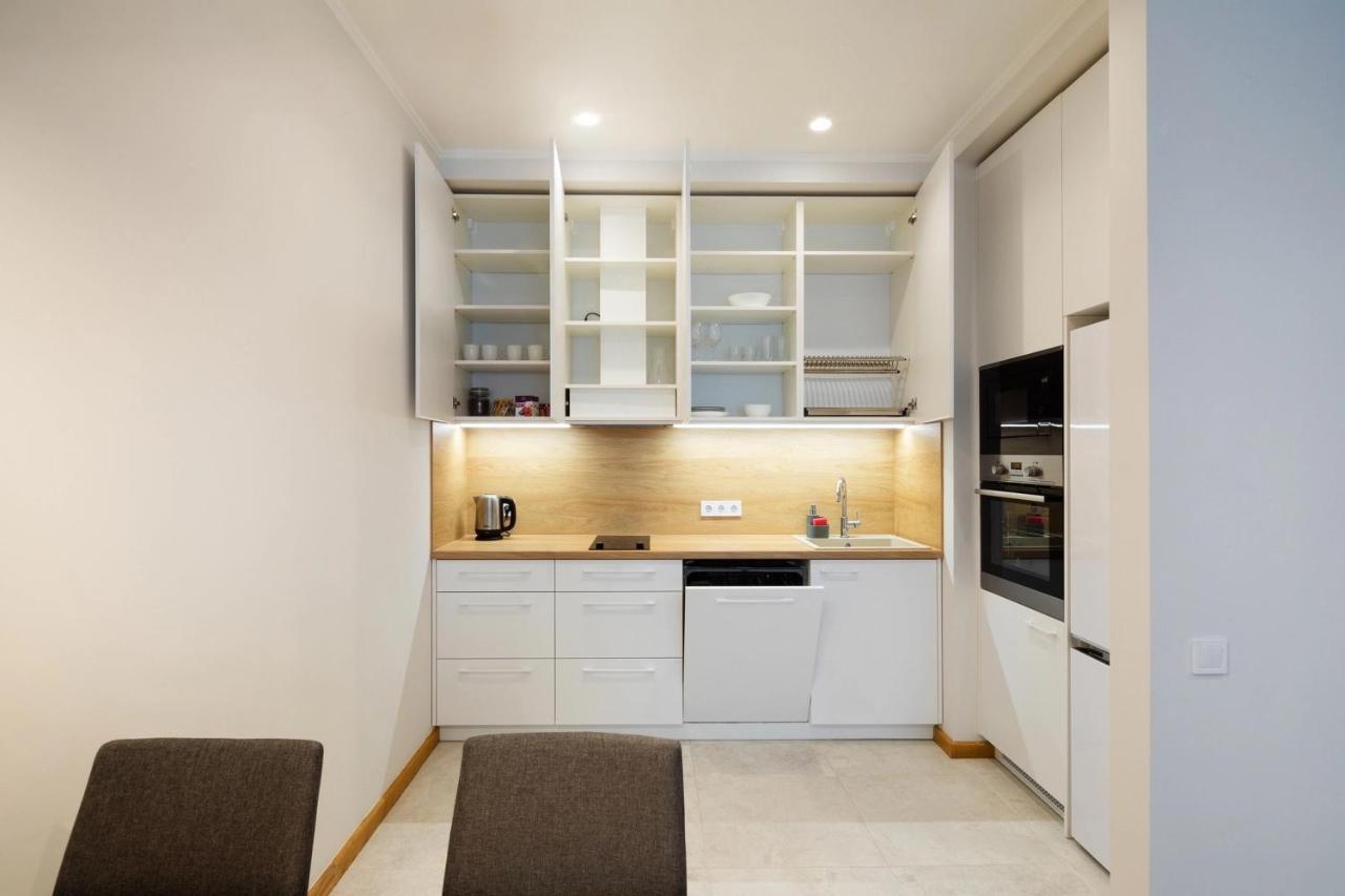 Riverside Design With Underground Private Parking Apartamento Riga